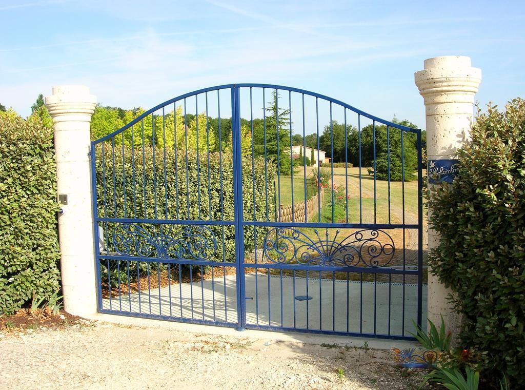 Le Colombier Bed & Breakfast Villeneuve-sur-Lot Exterior photo