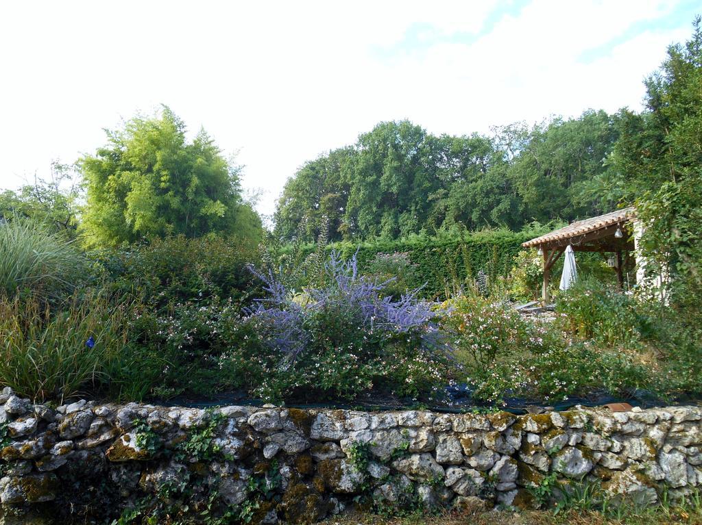 Le Colombier Bed & Breakfast Villeneuve-sur-Lot Exterior photo
